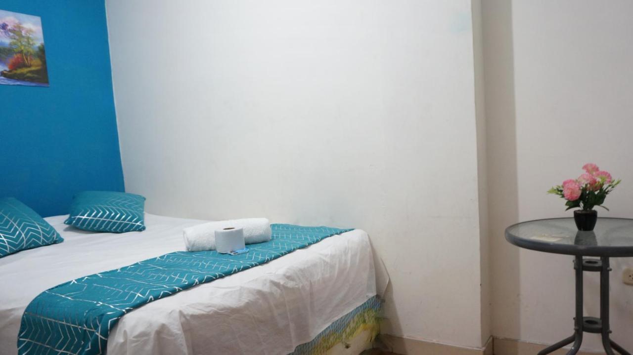 Aypa Hostal Trujillo Exterior foto