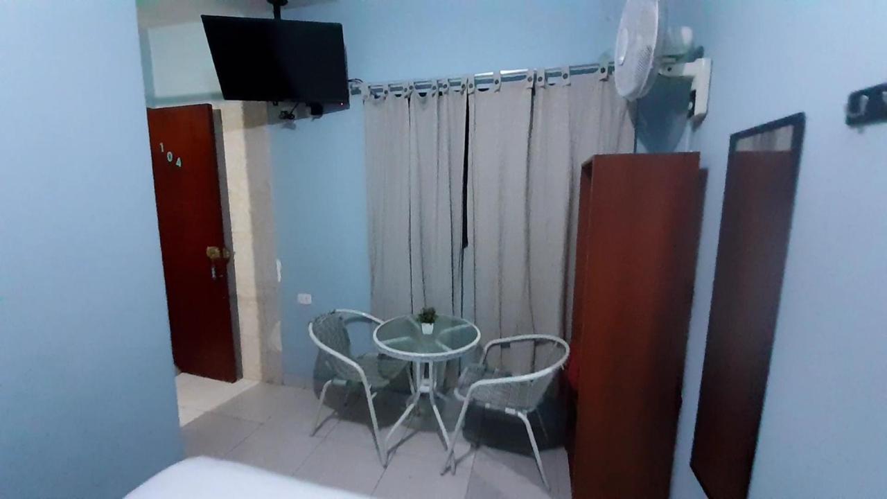 Aypa Hostal Trujillo Exterior foto