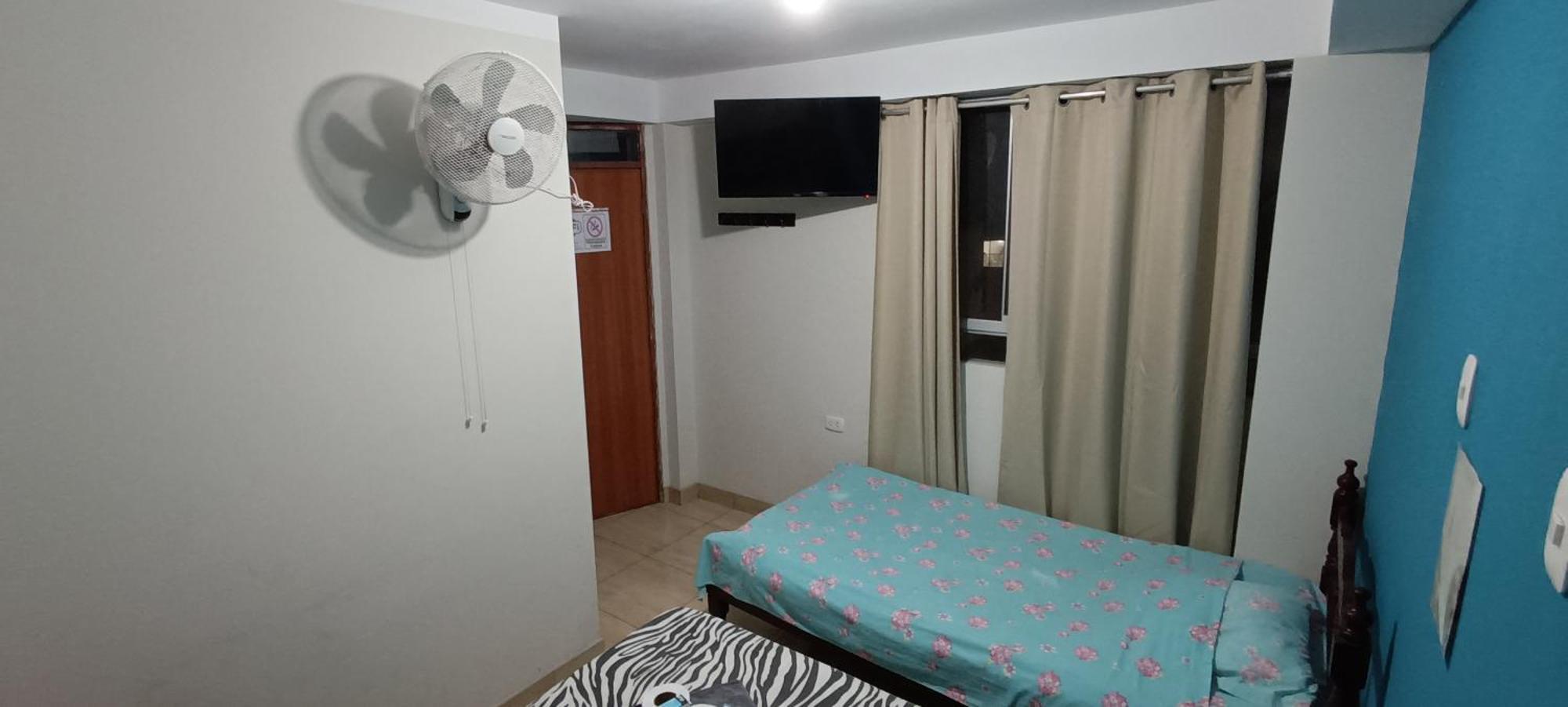 Aypa Hostal Trujillo Exterior foto